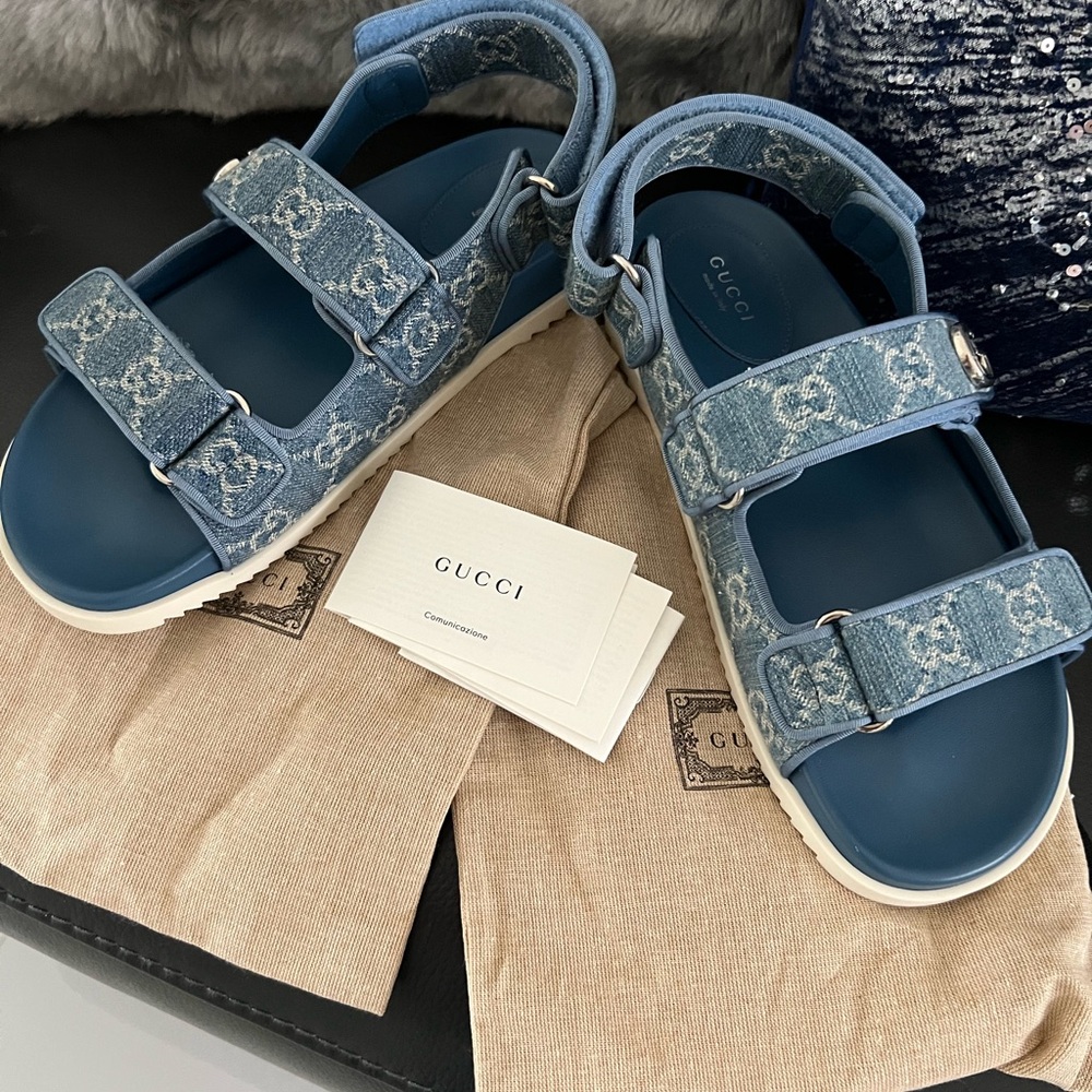 New original Gucci woman’s velcro Sandals 100% authentic
